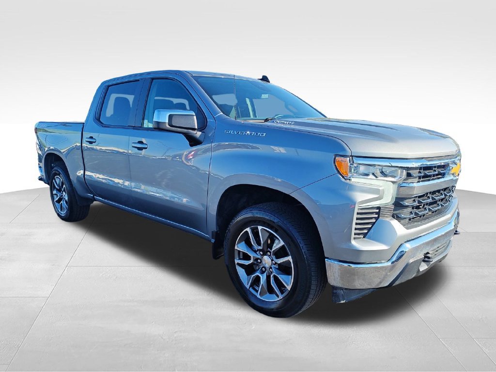 Used 2024 Chevrolet Silverado 1500 LT AWD/4WD image 7