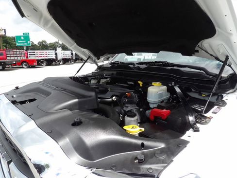 Used 2022 RAM 4500 Tradesman RWD image 35