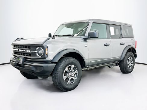 Used 2025 Ford Bronco Big Bend image 3