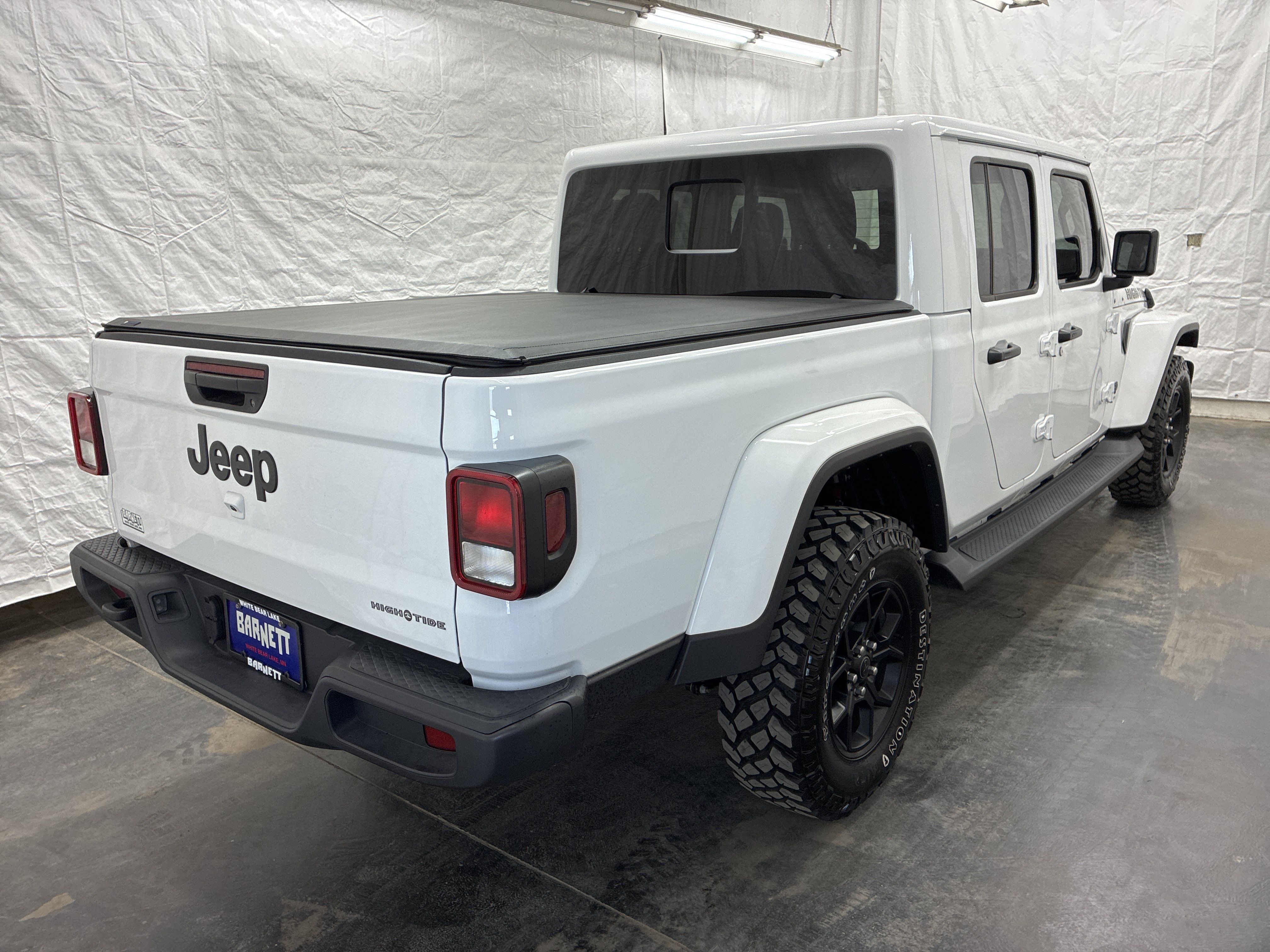 Certified 2025 Jeep Gladiator Sport AWD/4WD image 5