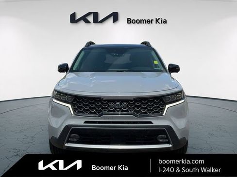 Certified 2023 Kia Sorento SX Prestige AWD/4WD image 2