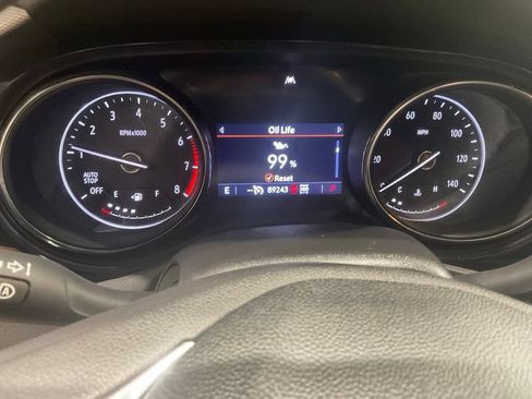 Used 2020 Buick Encore GX Preferred w/ Cold Weather Comfort Package AWD/4WD image 15