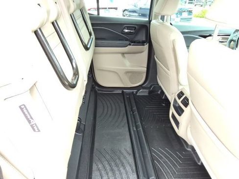 Used 2020 Honda Ridgeline RTL-E image 45