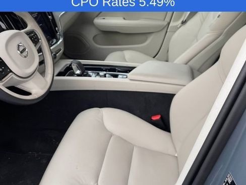 Used 2024 Volvo V60 B5 Cross Country Plus AWD/4WD image 3