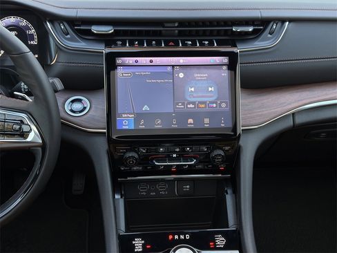 New 2025 Jeep Grand Cherokee L Summit w/ Obsidian Package image 14