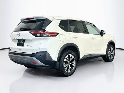 Used 2023 Nissan Rogue SV AWD/4WD image 9