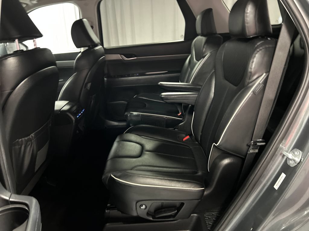 Used 2025 Hyundai Palisade SEL FWD image 20
