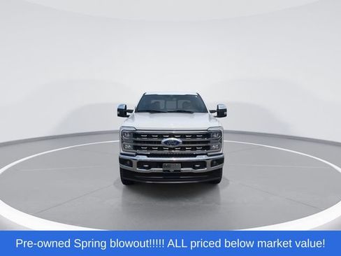 Used 2023 Ford F350 Lariat w/ Lariat Ultimate Package AWD/4WD image 3