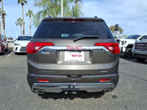 Used 2019 GMC Acadia Denali image 6