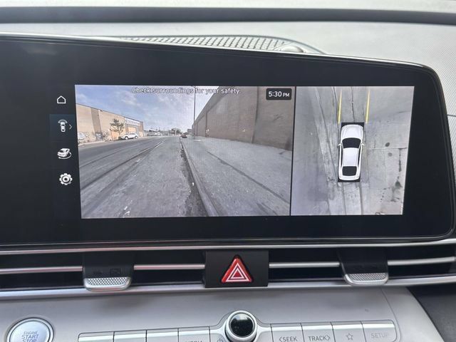 Used 2024 Hyundai Elantra Limited FWD image 33