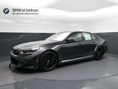 New 2026 BMW M5 w/ Executive Package AWD/4WD image 3