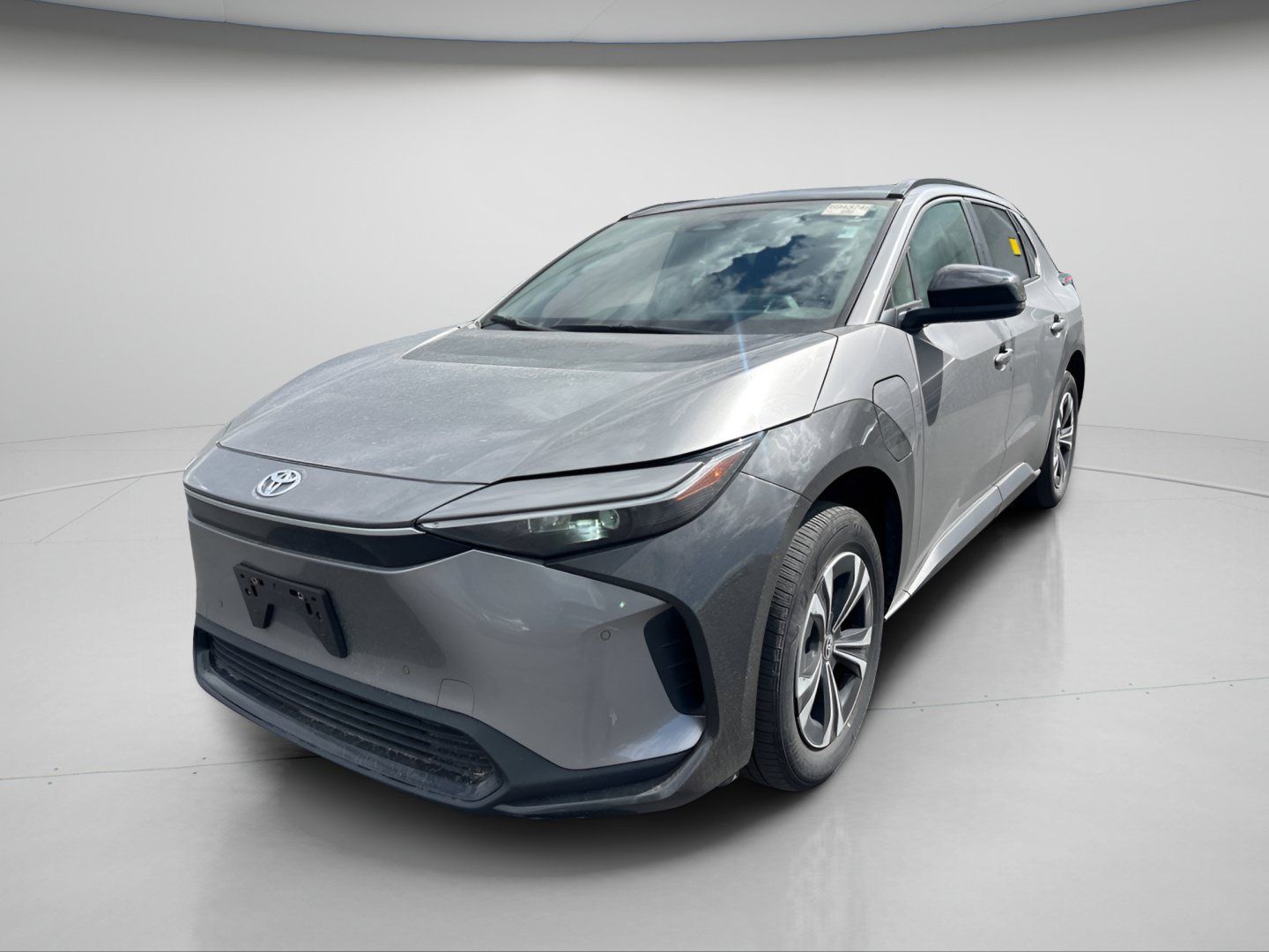 Used 2023 Toyota bZ4X AWD w/ Weather Package image 14
