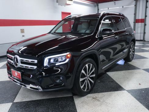 Used 2021 Mercedes-Benz GLB 250 image 6