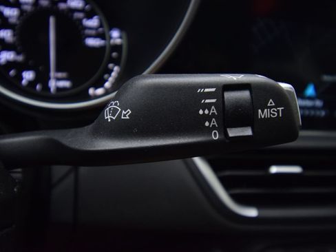 Used 2019 Alfa Romeo Giulia Ti AWD/4WD image 38