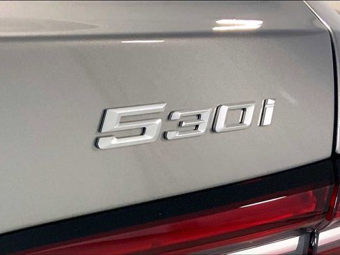 New 2026 BMW 530i xDrive w/ Premium Package image 15