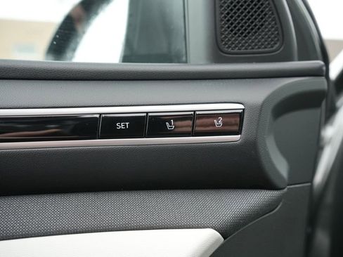 Used 2022 Hyundai Tucson Limited image 25