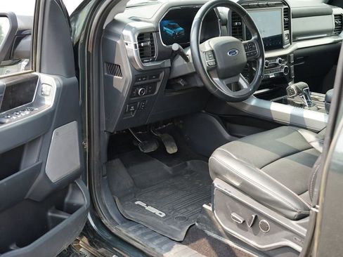 Used 2021 Ford F150 Lariat image 13