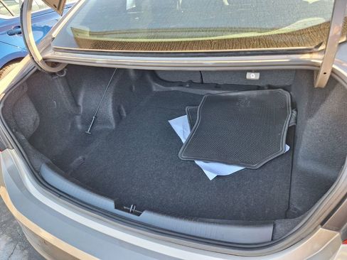 Used 2024 Chevrolet Malibu LT image 24