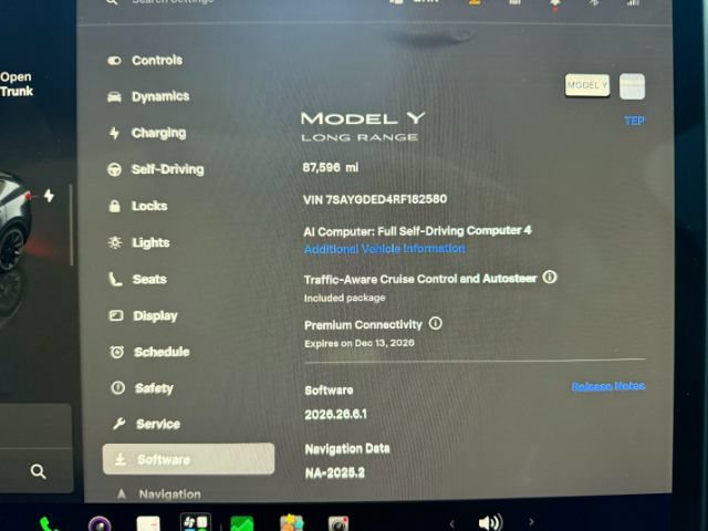 Used 2024 Tesla Model Y Long Range RWD image 17