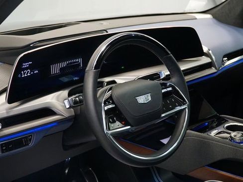 New 2026 Cadillac Vistiq Premium Luxury AWD/4WD image 12
