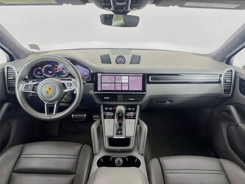 Used 2021 Porsche Cayenne GTS AWD/4WD image 16