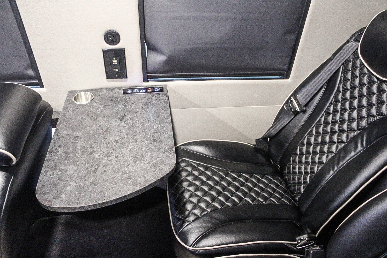 Used 2017 Mercedes-Benz Sprinter 3500 image 20