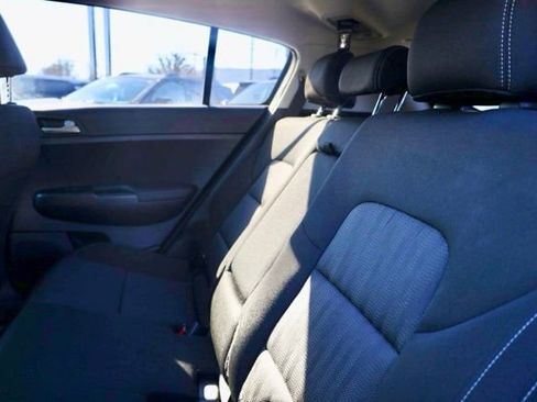 Used 2022 Kia Sportage LX image 28