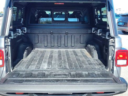 Used 2020 Jeep Gladiator Rubicon image 15