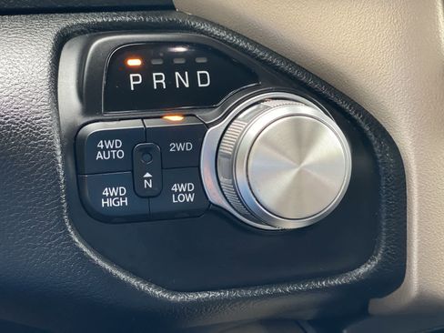 Used 2022 RAM 1500 Laramie AWD/4WD image 30