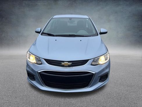 Used 2018 Chevrolet Sonic LT w/ Convenience Package image 2