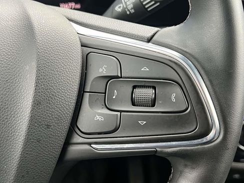 Used 2024 Buick Envista Sport Touring w/ Convenience I Package FWD image 27