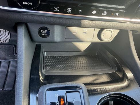 Certified 2024 Nissan Rogue SV image 19