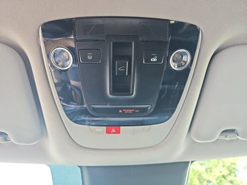 Used 2024 Kia Seltos EX AWD/4WD image 35