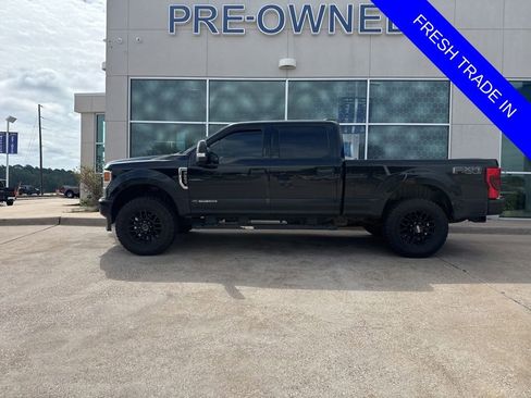 Used 2022 Ford F250 XLT w/ Black Appearance Package AWD/4WD image 1