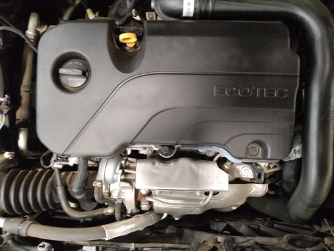 Used 2020 Chevrolet Malibu LS image 30