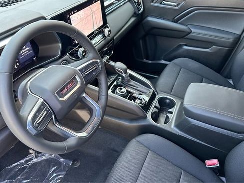 New 2025 GMC Canyon Elevation w/ Convenience Package image 10