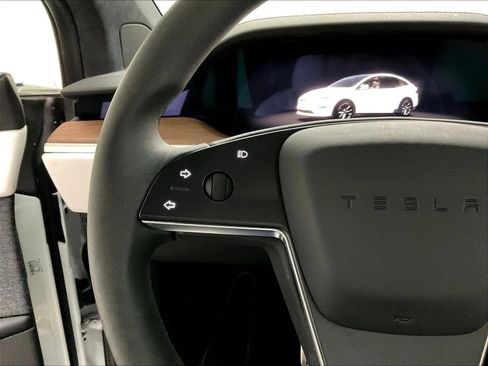 Used 2022 Tesla Model X AWD/4WD image 21