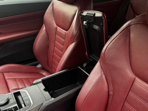 Used 2022 BMW M440i Convertible w/ Premium Package image 22