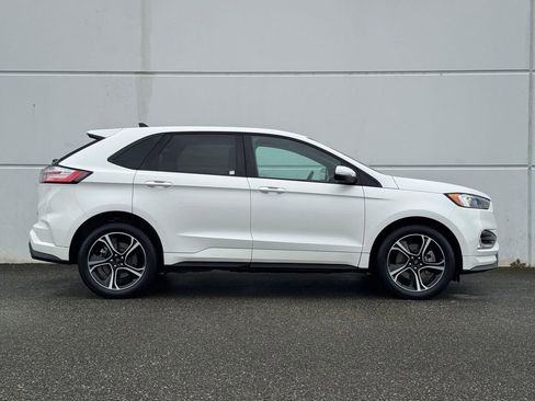Used 2022 Ford Edge ST image 8