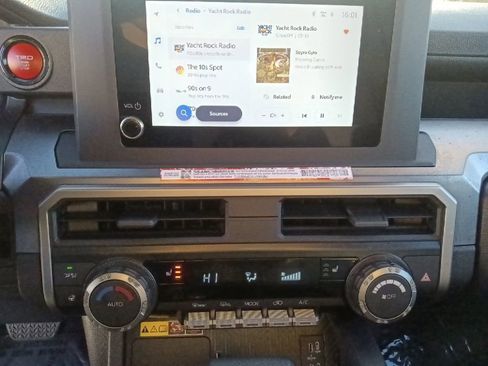 Used 2025 Toyota 4Runner TRD Off-Road image 20