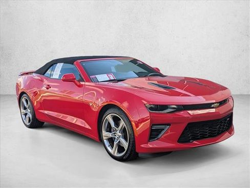 Used 2017 Chevrolet Camaro SS image 3