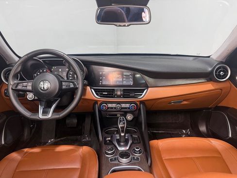 Used 2020 Alfa Romeo Giulia Ti AWD/4WD image 14