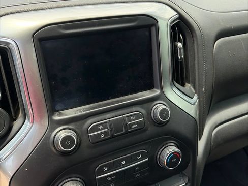 Used 2019 Chevrolet Silverado 1500 LT RWD image 9