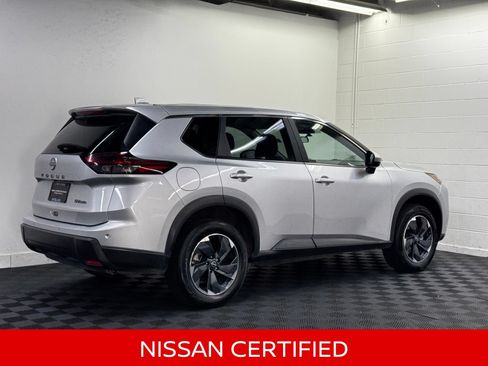 Certified 2024 Nissan Rogue SV AWD/4WD image 2