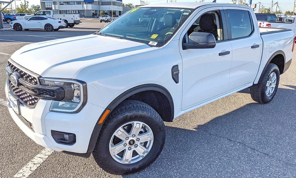 Used 2024 Ford Ranger XL w/ Trailer Tow Package RWD image 5