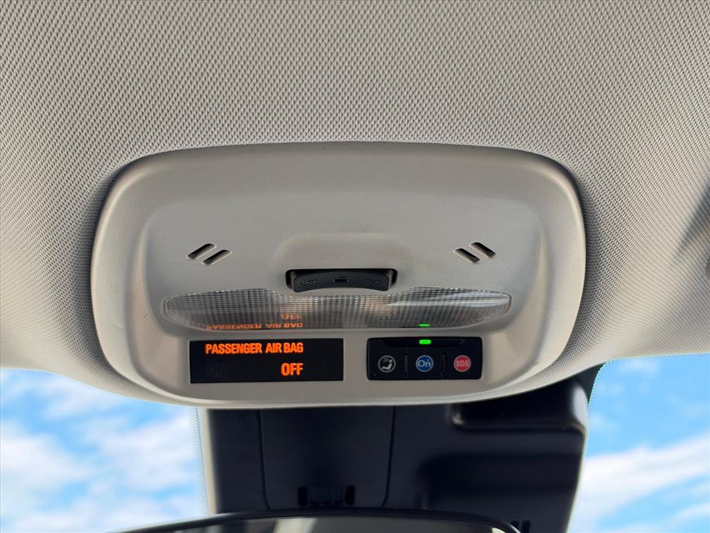 Used 2025 Chevrolet Trax LS FWD image 18