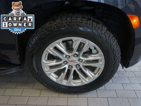 Used 2023 GMC Yukon XL SLT w/ SLT Luxury Package AWD/4WD image 15