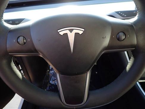 Used 2020 Tesla Model Y Long Range AWD/4WD image 14