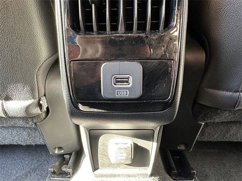 Used 2024 Jeep Compass Limited image 14