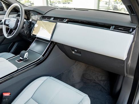 New 2026 Land Rover Range Rover Velar S AWD/4WD image 33